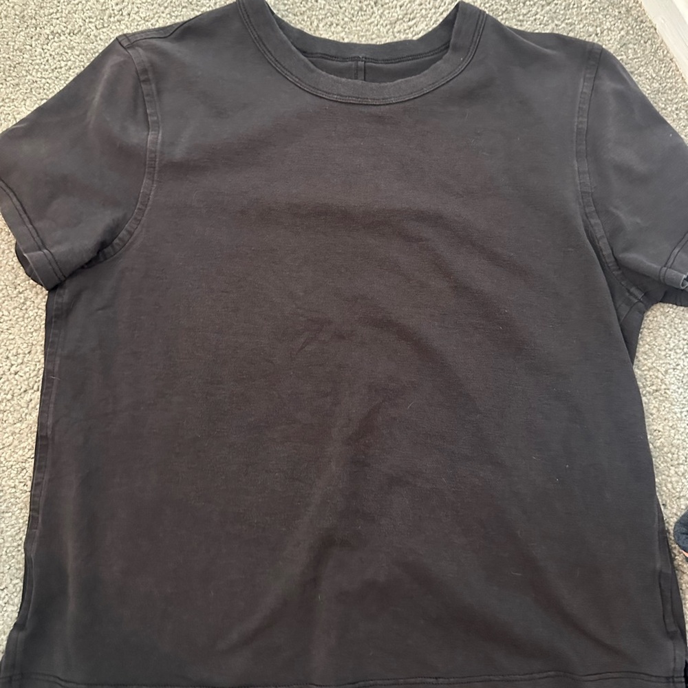 GUC lululemon classic cotton tee size 0 on black